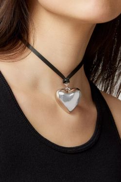 Urban Outfitters Valentina Corded Chrome Silver Heart Choker Necklace