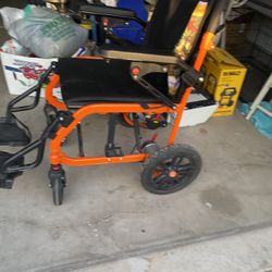 Electric wheelchair