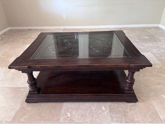 Robb & Stuckey Coffee Table