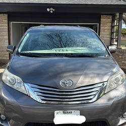 2015 Toyota Sienna