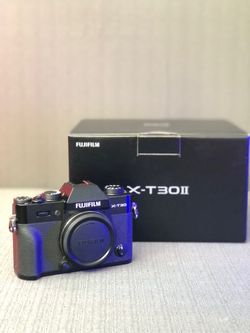 X-T30 II FUJIFILM Mirrorless Camera Black (Used Like New)
