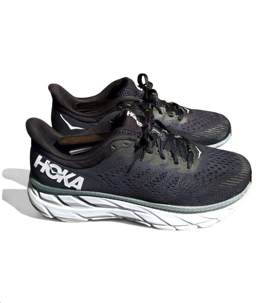 Hoka One One Clifton 7 Women's Black Running Sneakers Size 8½