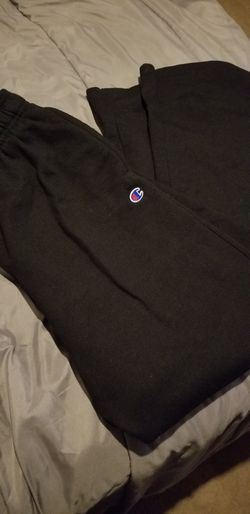 Medium champion sweat pants and shorts