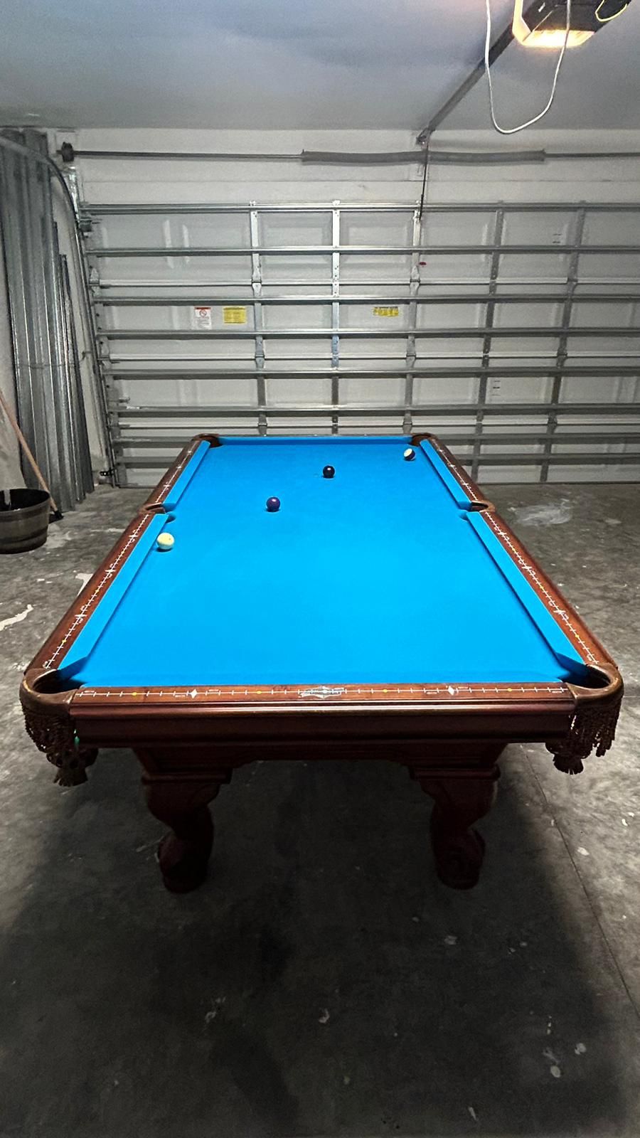 Pool table 8 feet - American Heritage
