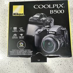 Nikon COOLPIX B500