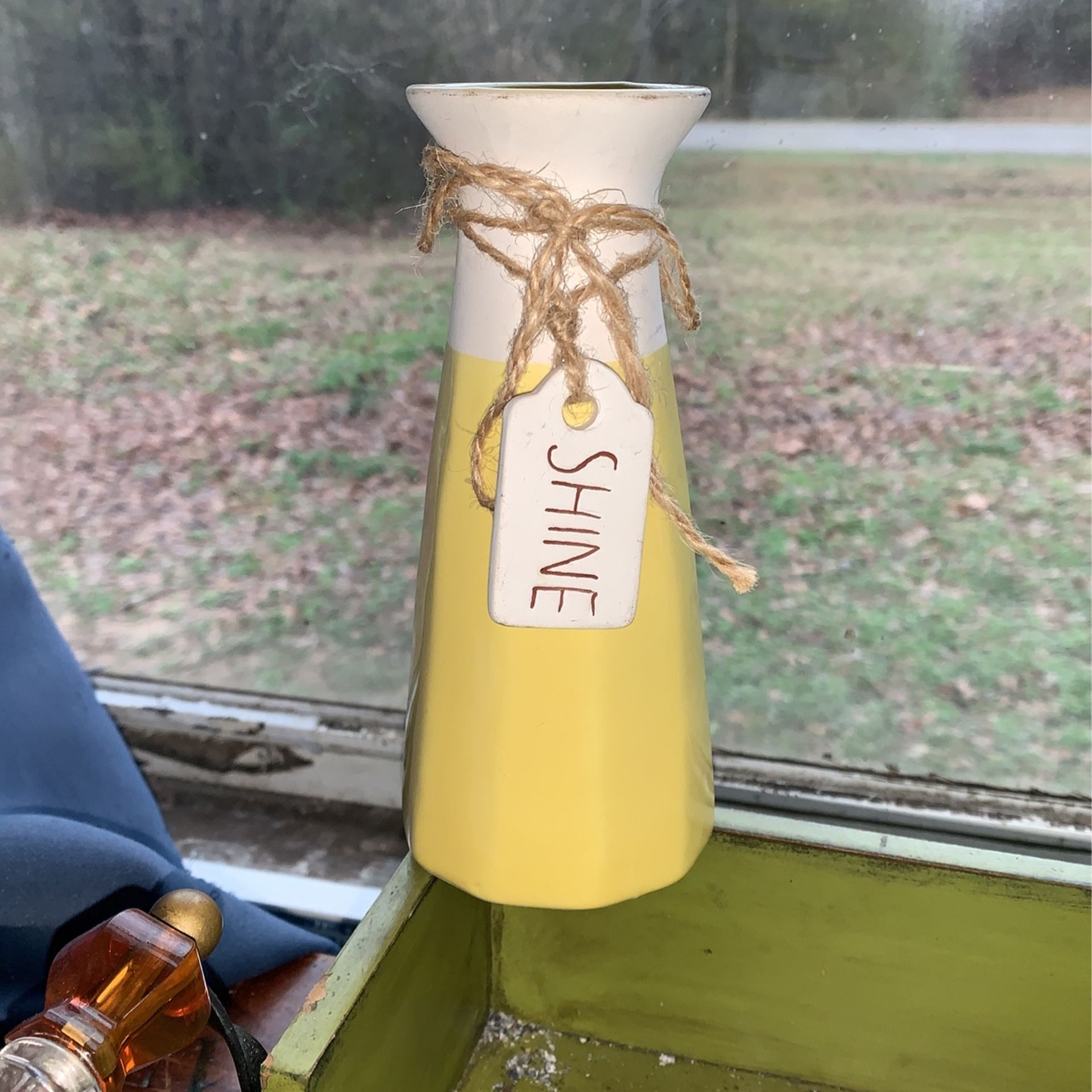 Ceramic Yellow Vase “Shine”