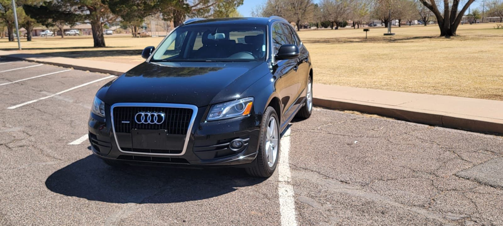 2010 Audi Q5 Premium Quattro Premium
