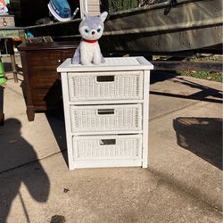 White 3 Drawers End Table 