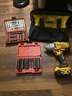 Compact drill