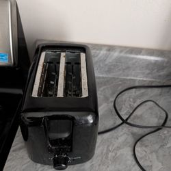 Elite Gourmet ECT1027B Cool Touch Toaster with 6 Temperature Settings