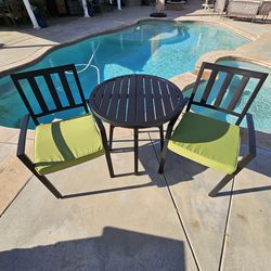 3pc. Metal patio set. 2 chairs & table. New cousions included