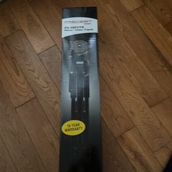 Tripod for photo and video