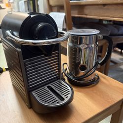 Nesspresso Machine With Milk Frother 