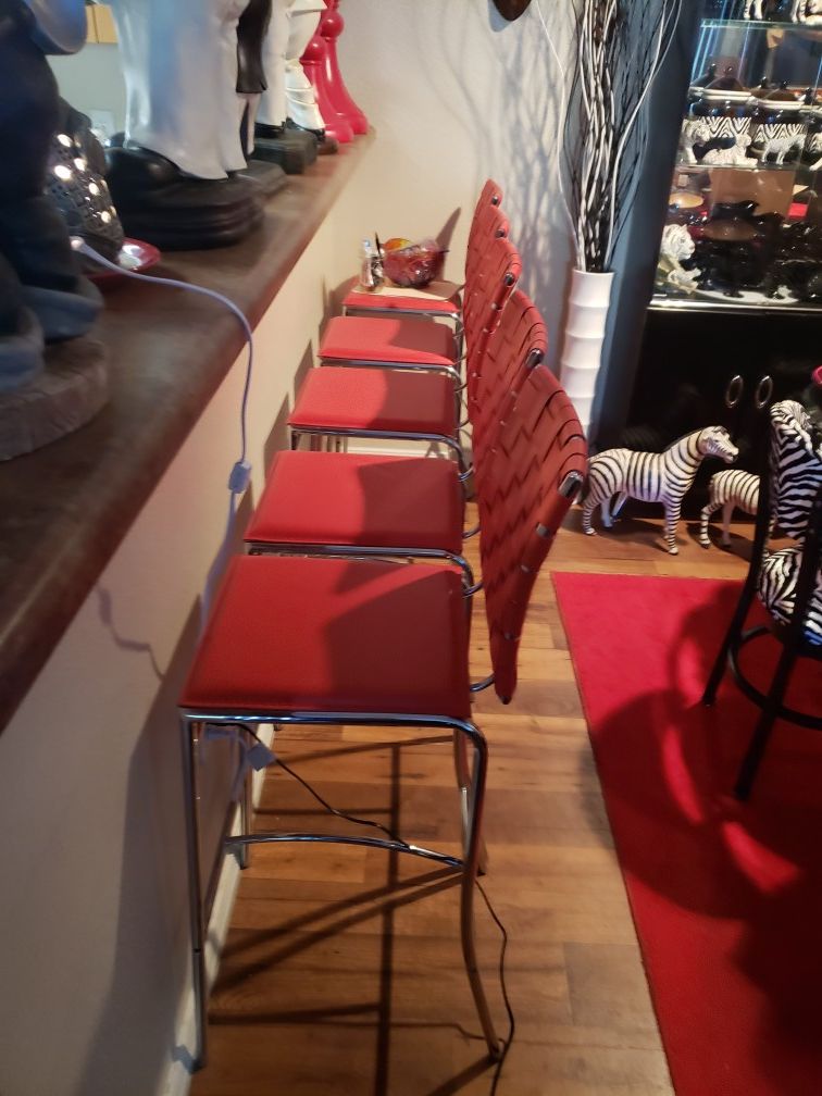 5 Red barstools new had them for a while buy new. Never used