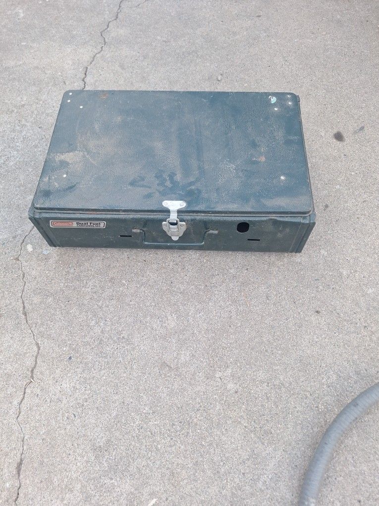 Coleman Dual Fuel Campstove 424