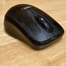 Amazon Basics Wireless Computer Mouse with USB Nano Receiver