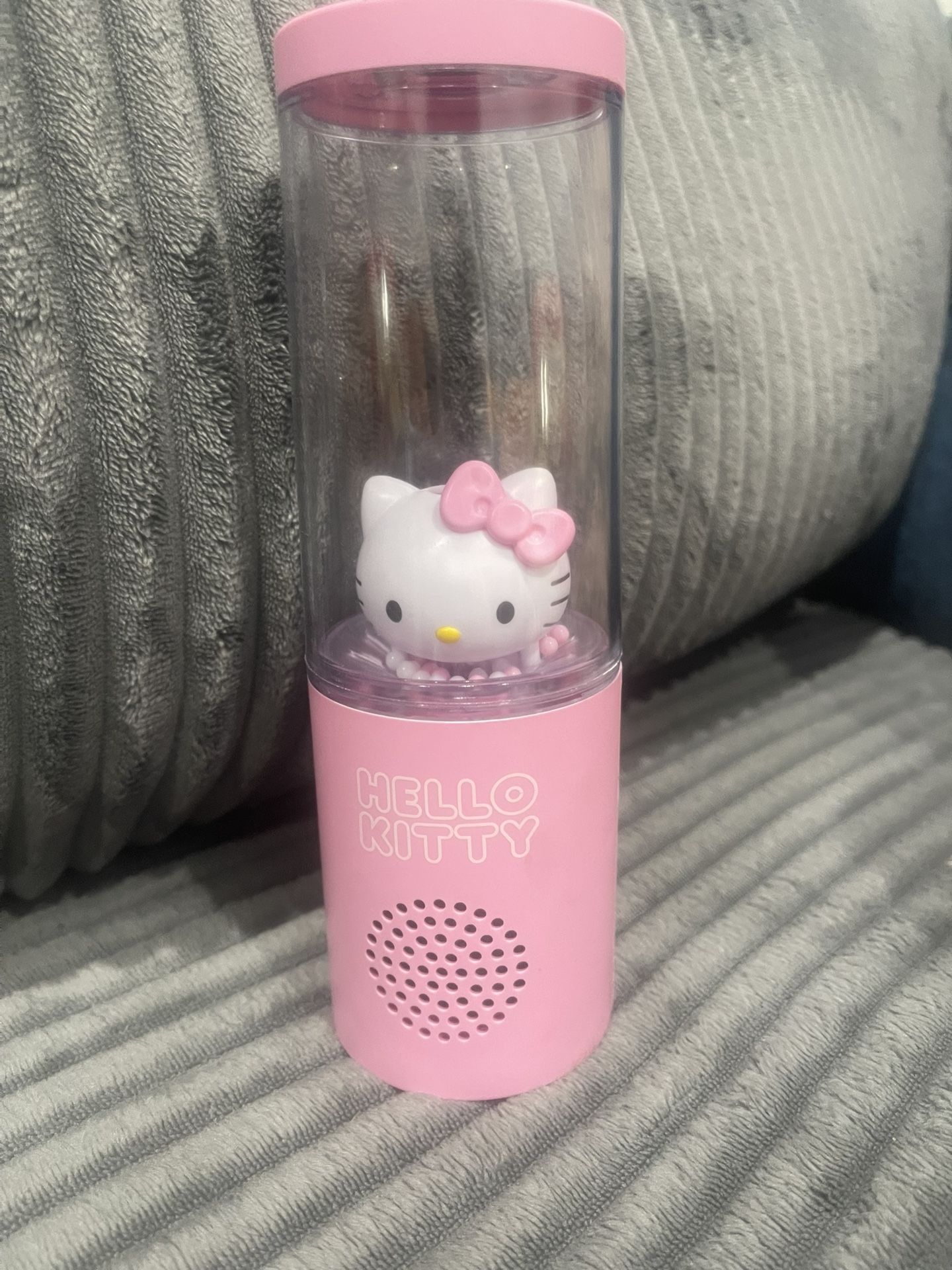 Cute Hello Kitty Lamp And Speaker Color Pink
