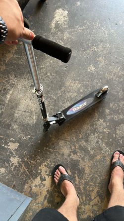 Razor scooter