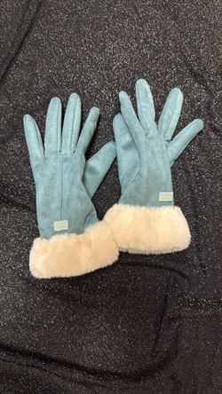 Gloves 