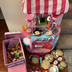 Hello kitty Kitchen Cafe