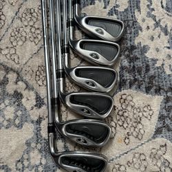 Taylormade R7 XD 4-9 Irons Steel Shafts with Brand New Golf Pride Grips