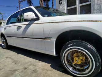 1999 Lincoln Town Car
