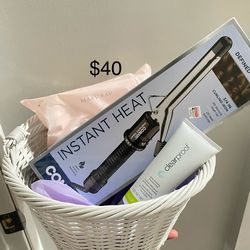 Gift basket for mothers day