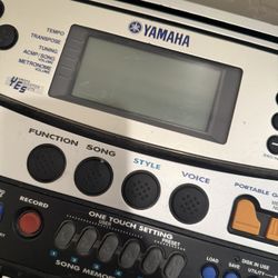 Yamaha Keyboard 