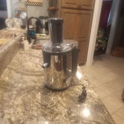 Bella Juicer