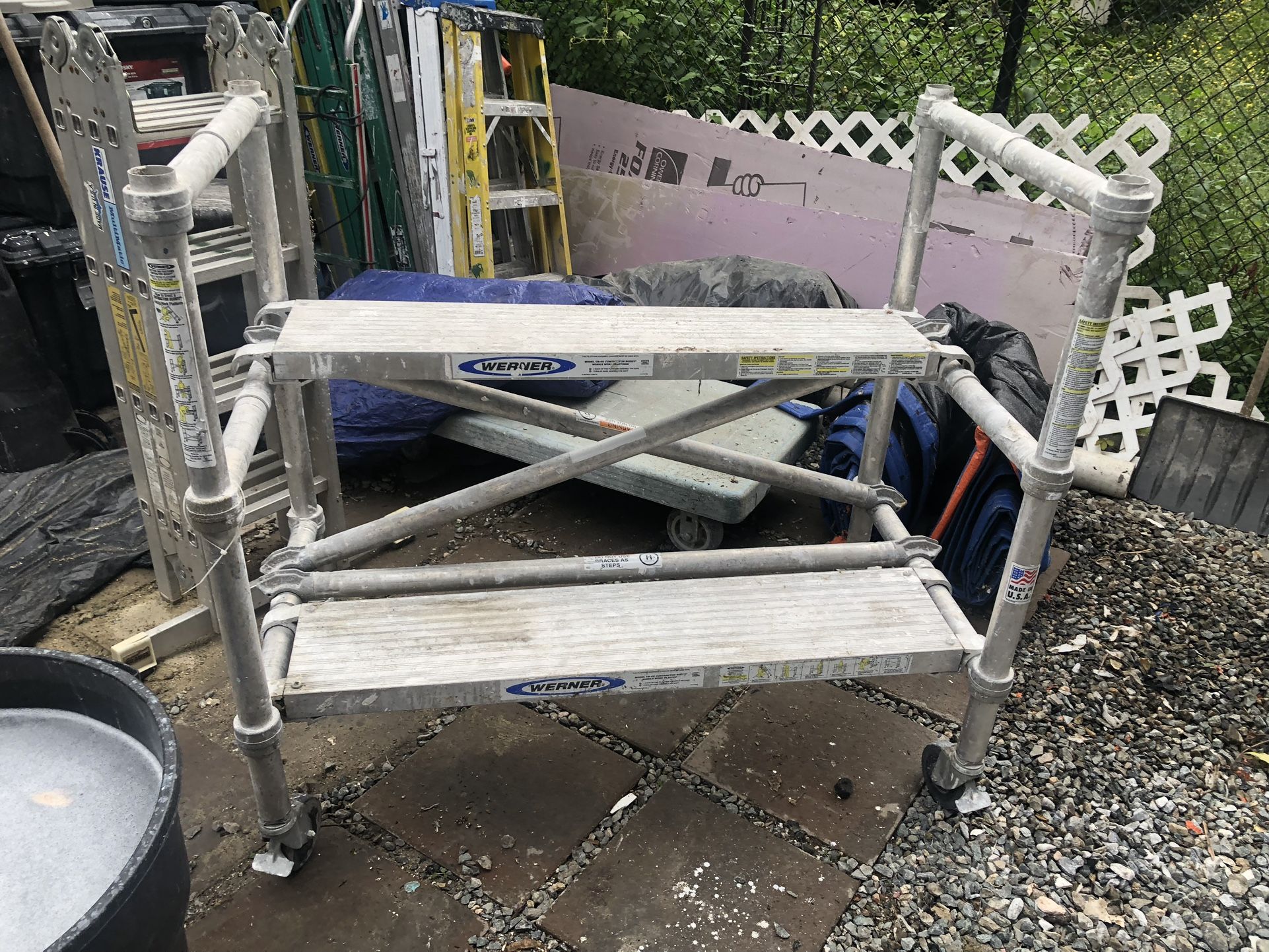 Stage Aluminum 