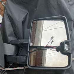 Towing Mirror RH Electric