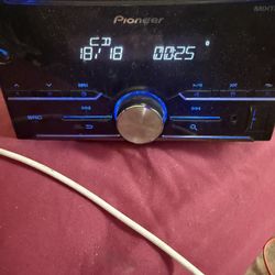 Radio, Bluetooth And Amp