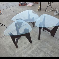 glass tables 