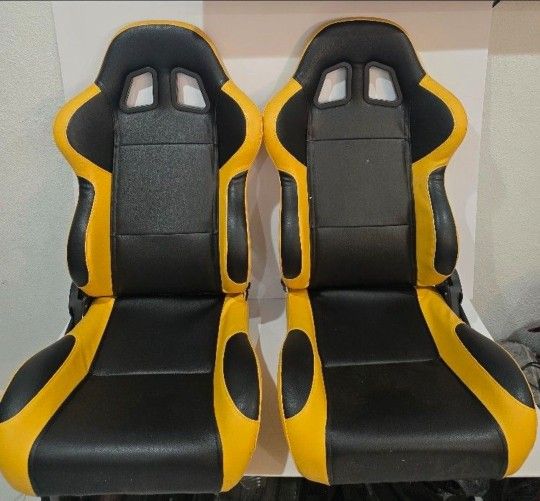 Universal Racing Seats