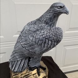 Large Eagle Statue