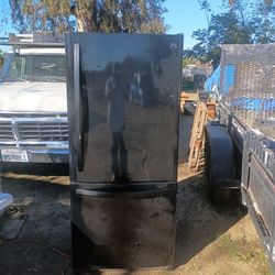 Kenmore Refrigerator 