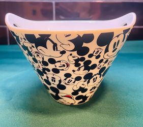 Official Disney Mickey Mouse Ramen noodle bowl with chopsticks