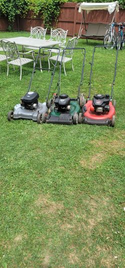 Briggs and stratton 21" Push Lawn Mowers (Recently Serviced) ($100 each)