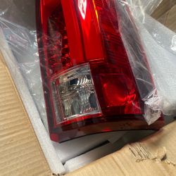 LED TAIL LIGHTS. Chevy Silver ( 99-02). GMC Sierra (99-06)