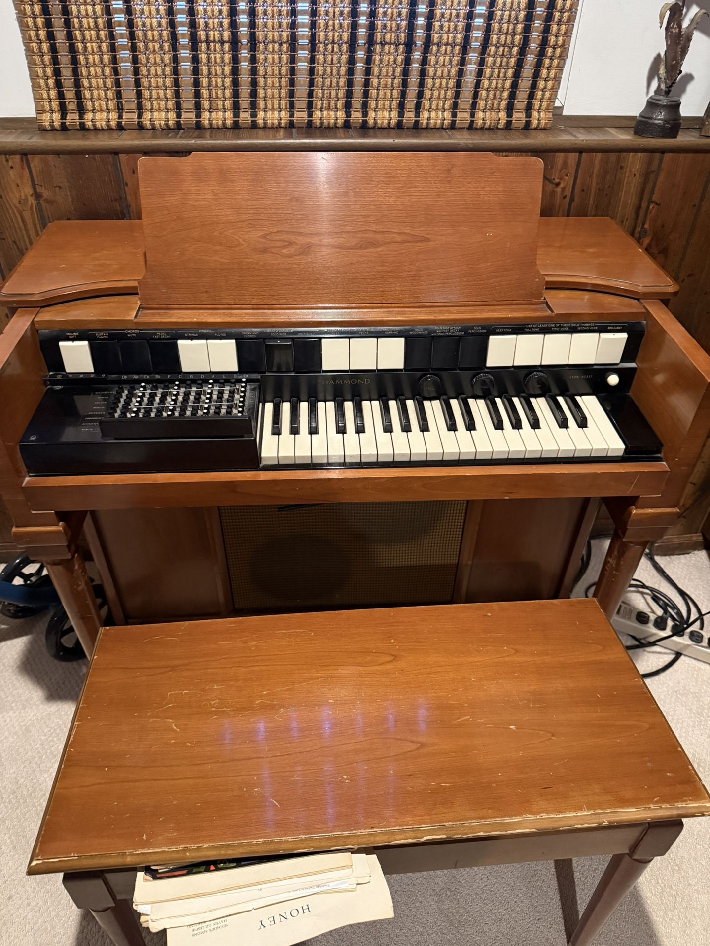 Hammond S6 Organ
