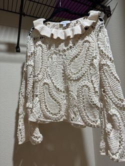 Paisley-Crochet Blouse