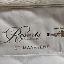 Queen Bed, Boxspring & Metal Frame