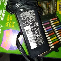 Dell Laptop Adapter Charger Almost New