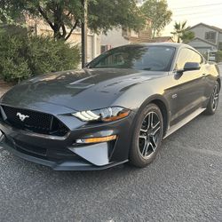 Mustang Gt Premium