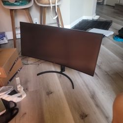 LG 34WL75C Curved UltraWide (3440 X 1440 60Hz)
