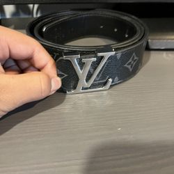 LOUISE VUITTON belt