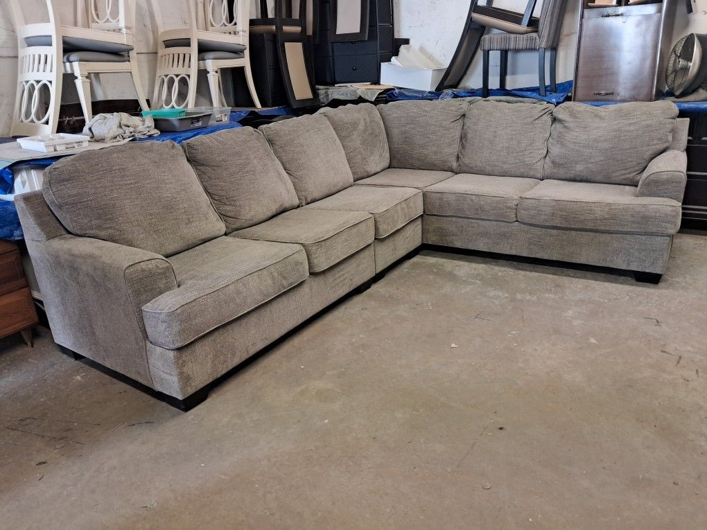 Modern Large Gray L Shaped Sectional Couch