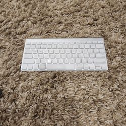 Apple Keyboard