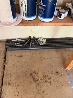 Structural temporary poles