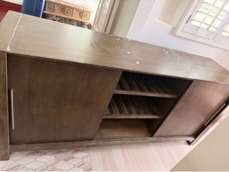 Dining room server with sliding doors and cabinet.
